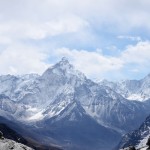 【速報】ネパールは新型肺炎でエヴェレスト登山もトレッキングも禁止。コロナで観光収入の激減のおそれ。
