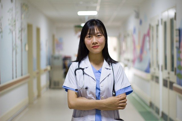 看護士ベトナム